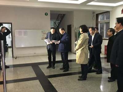 陜西省委常委、統戰部長姜鋒蒞臨陜西郝其軍制藥調研指導工作