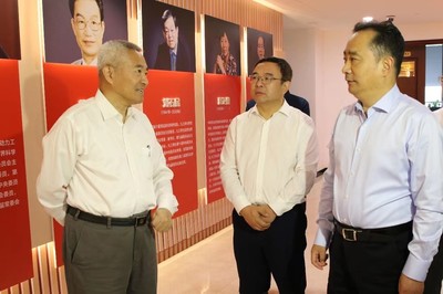 邵鴻出席九三學(xué)社西北五省(區(qū))“深化主題教育 加強(qiáng)自身建設(shè)”研討會(huì) 陜西省統(tǒng)一戰(zhàn)線